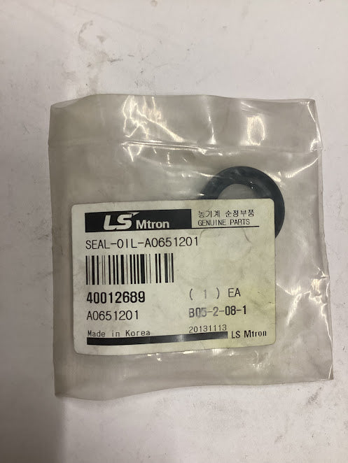 LS TRACTOR SEAL OIL 40012689