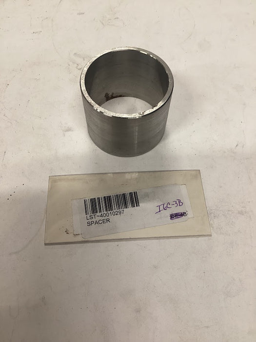 LS TRACTOR SPACER